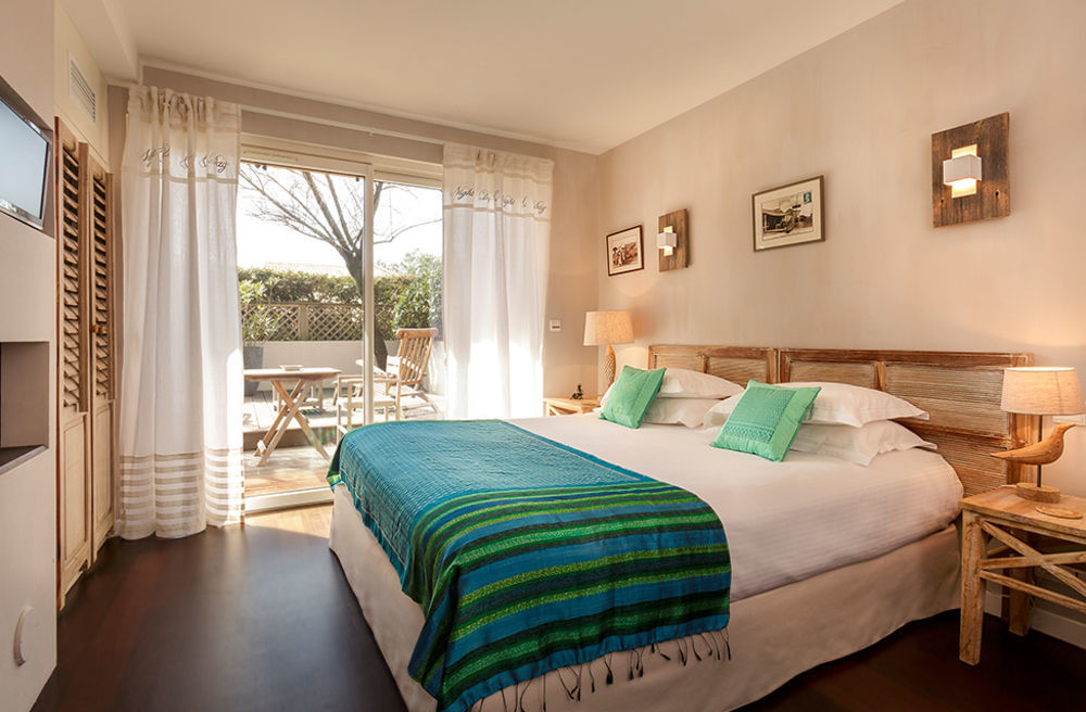 Hotel Des Dunes เลเฌอ-แกป-เฟร์เร ภายนอก รูปภาพ